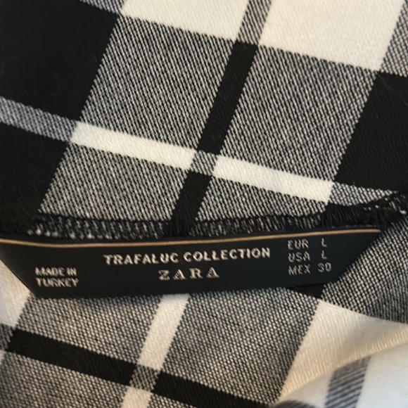 GORGEOUS ZARA black, white and grey dress, Perfect for fall size L - Picture 13 of 13